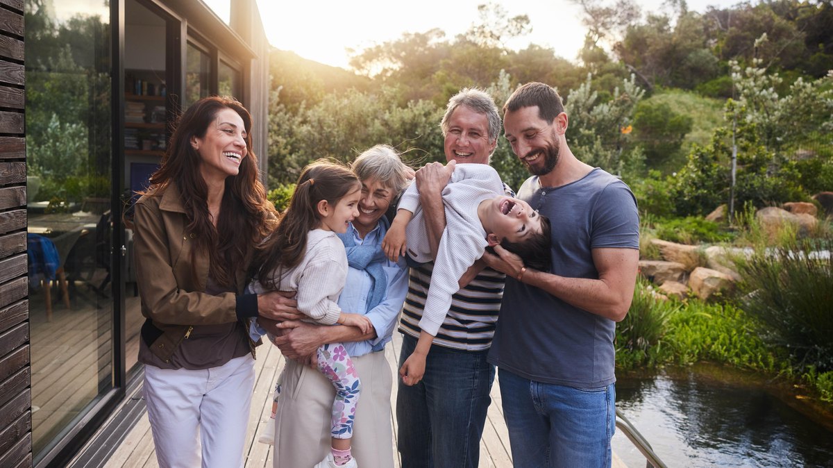 Multi-generational family enjoying life after pain treatment — CPMC Care Thousand Oaks